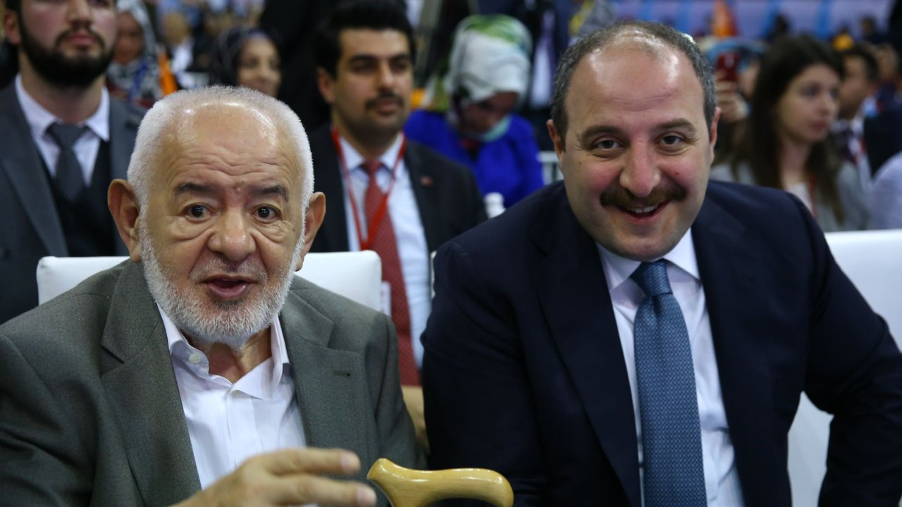Bakan Varank'ın Babası Hayatını Kaybetti