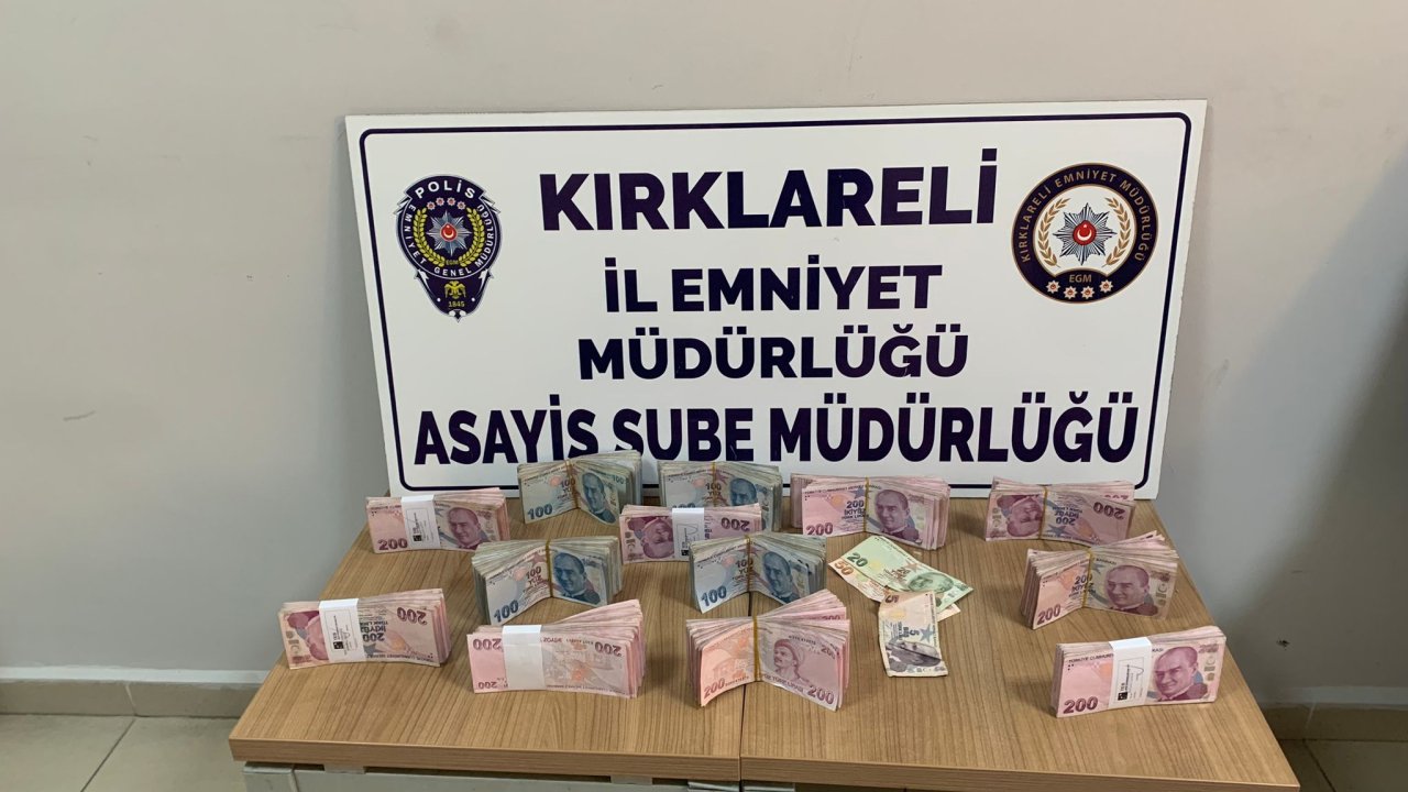 Dolandırıcılık Şüphelisi 217 Bin 800 Tl İle Yakalandı