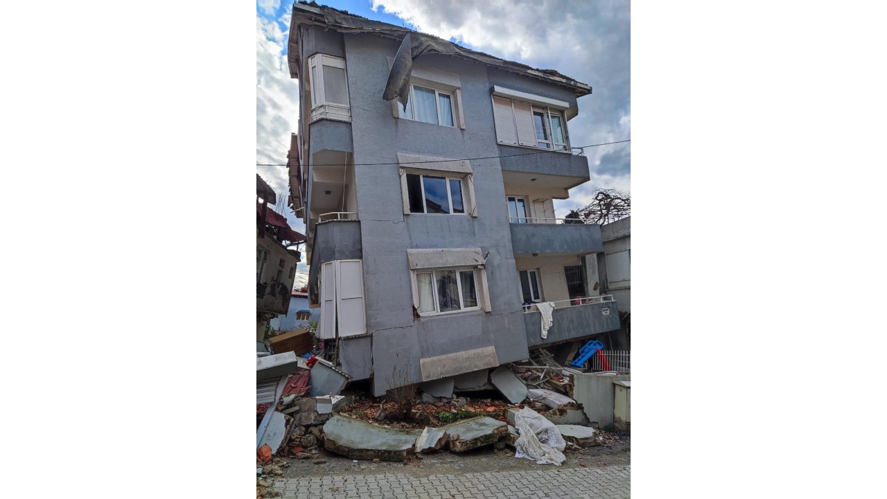 Depremden Kurtulup Geldikleri Bursa'da Evlendiler