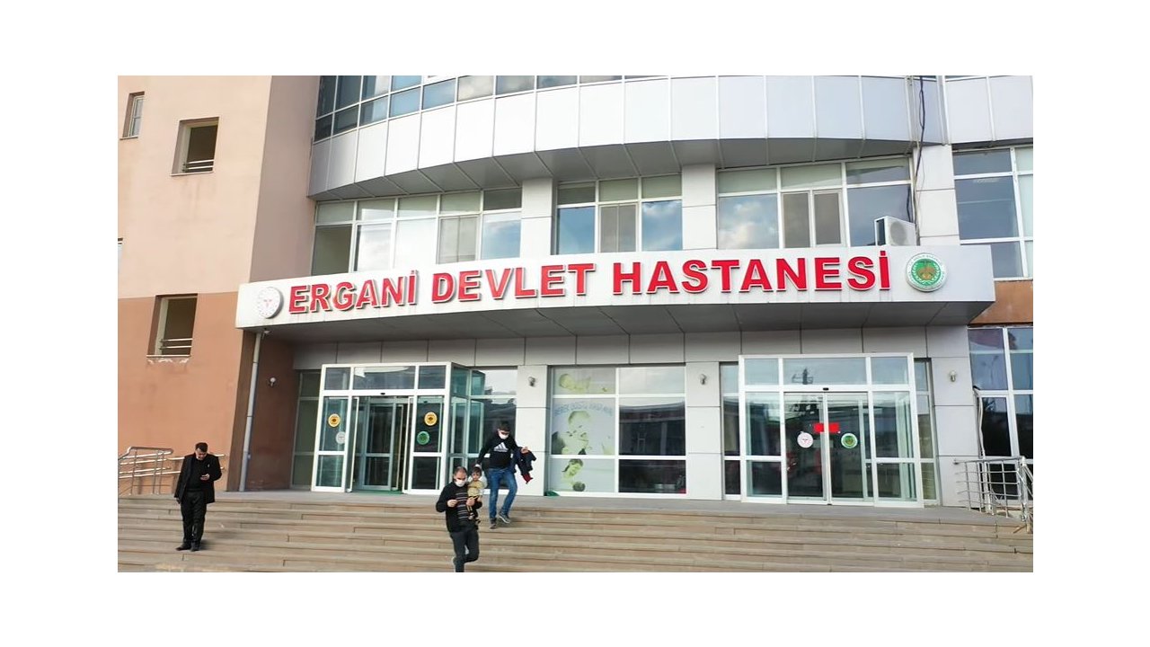 Sünnet İçin Götürüldüğü Hastanede Bademcikleri Alındı