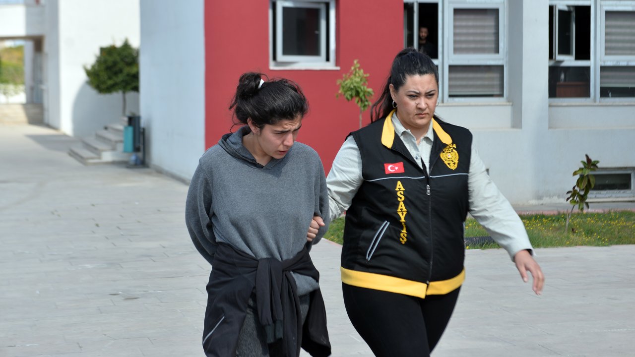 Kendisi Gözcülük Yaptı, Sevgilisi Bebek Arabası Çaldı