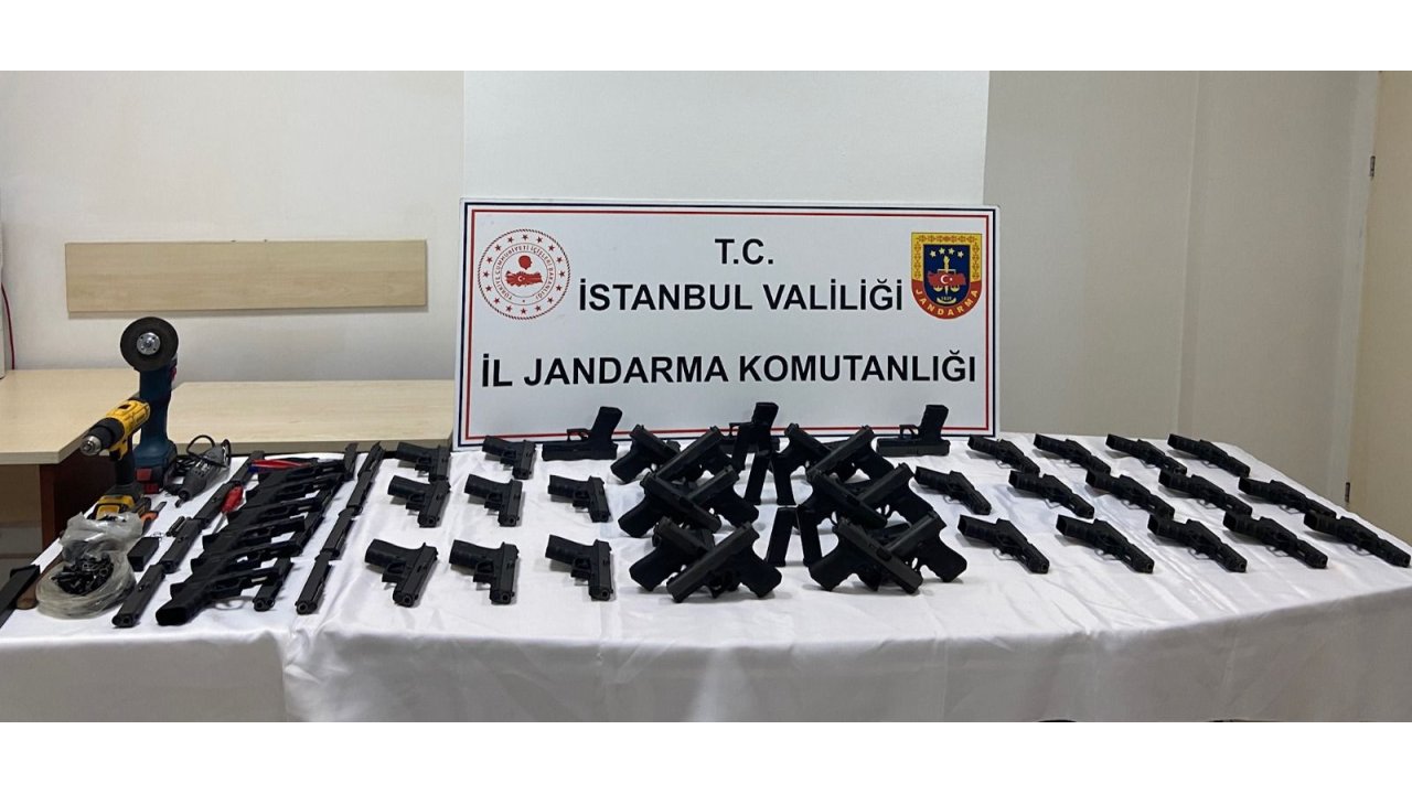 Pendik’te Suç Örgütlerine Silah İmalatı Yapan İki Şüpheli Suçüstü Yakalandı