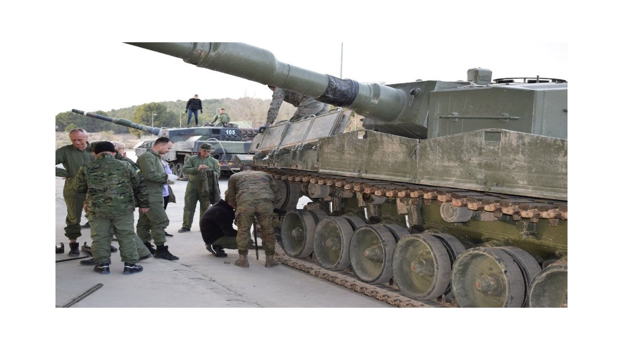 İspanya’da Ukraynalı Askerlerin Tank Eğitimi Bu Hafta Bitiyor