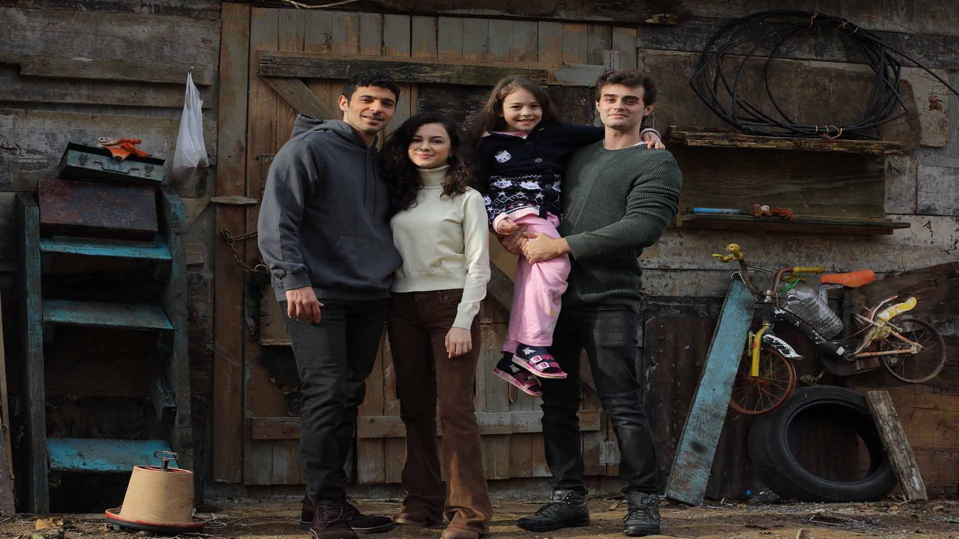 Kardeşlerim Dizisinde Başrol Kavgası Bitmiyor! Dizide Resmen Kıyamet Kopuyor