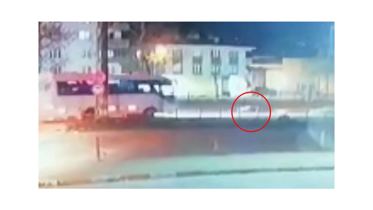 Bursa'da Motosikletlilerin Çarpıştığı Kaza Anı Kamerada: 1 Ölü