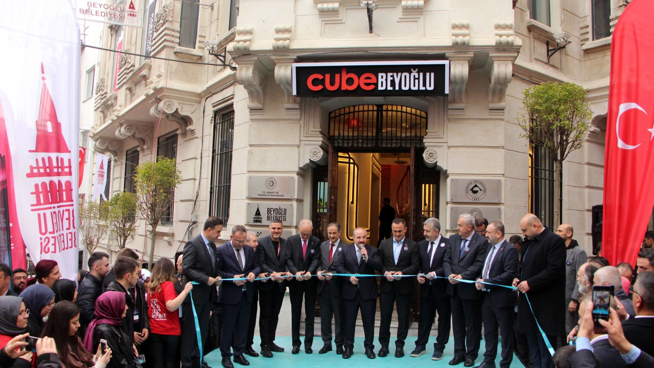 Beyoğlu'nda İlk Şehir İçi Kuluçka Merkezi “cube Beyoğlu" Açıldı