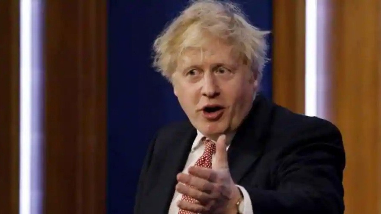 İngiltere istatistik gözlemcisi, Downing Street'in Johnson'ın yanıltıcı iş iddiaları konusunda defalarca uyarıldığını söyledi