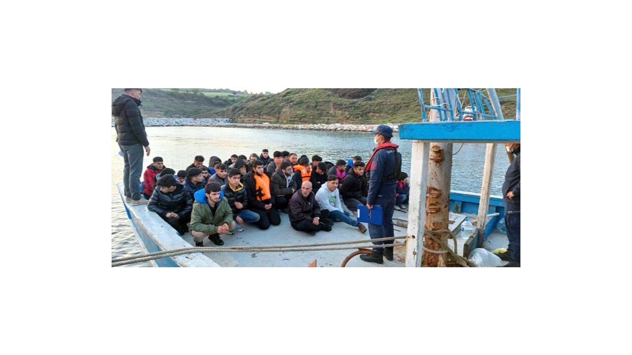 Çanakkale'de 81 Kaçak Göçmen Yakalandı, 39 Kaçak Göçmen Kurtarıldı