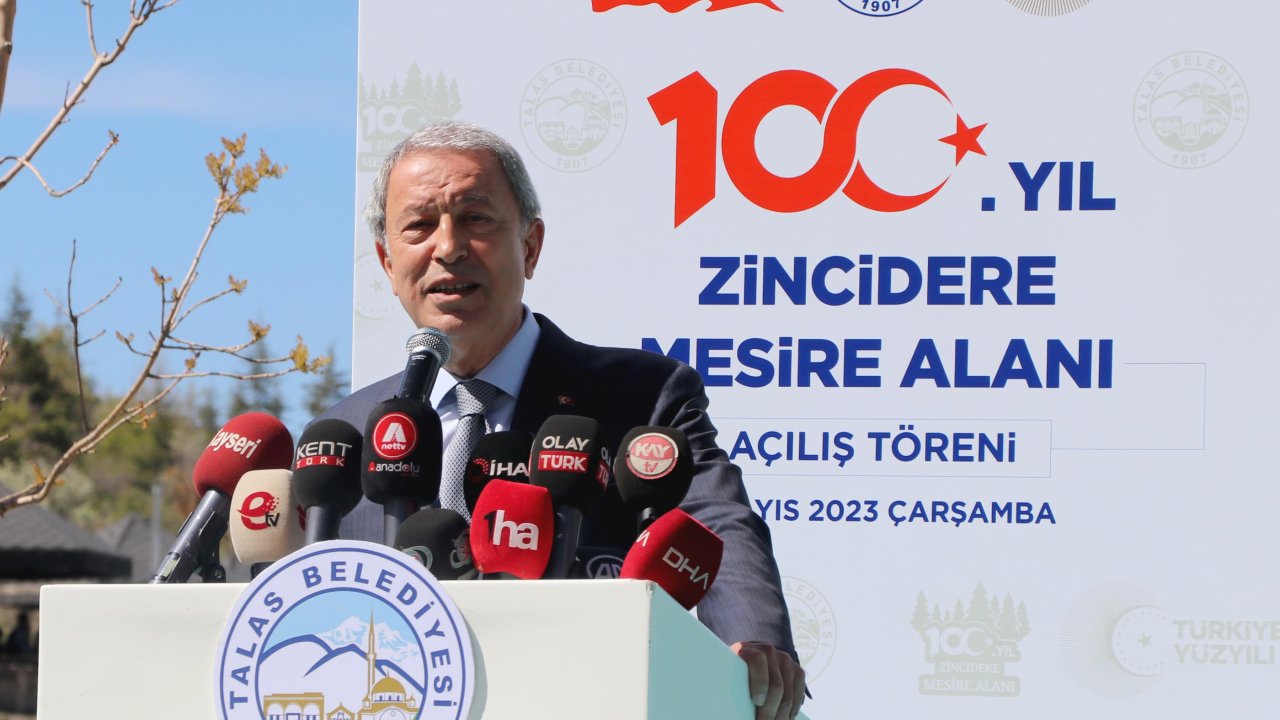 Bakan Akar: Umudumuz, Tahıl Anlaşmasının Herhangi Bir Aksaklığa Uğramadan Devamı Yönünde (3)