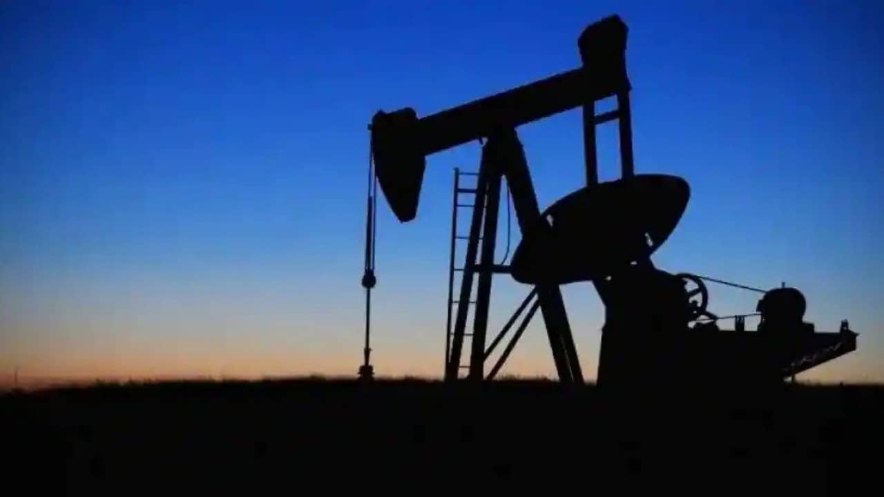 ABD, Hindistan'ın Rus petrolünü ithal ederek herhangi bir yaptırımı ihlal etmediğini söyledi